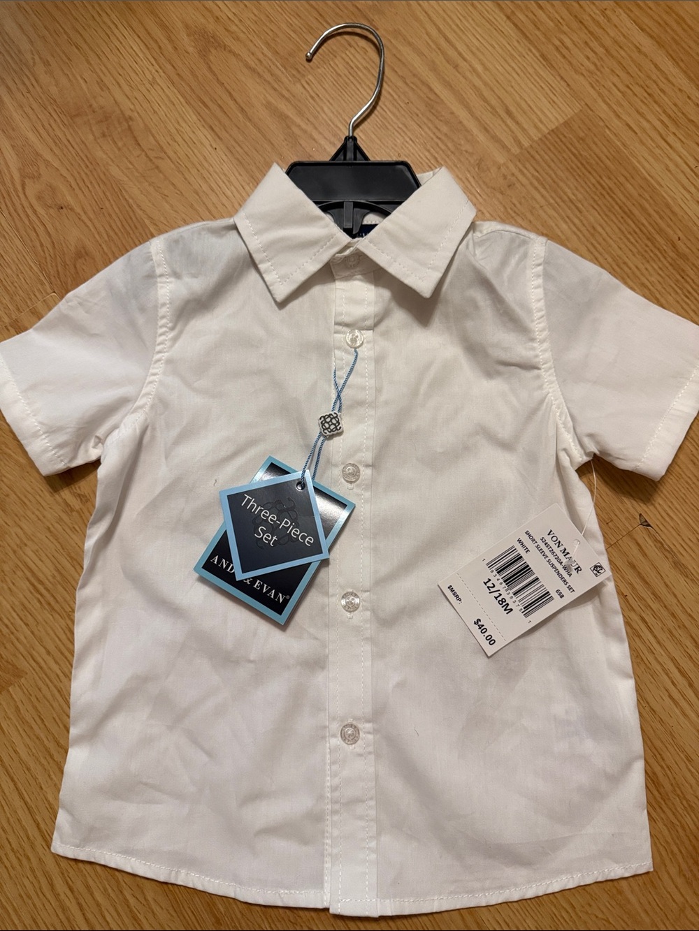 Boys White Short Sleeve Button-Up Shirt size 12/18 Mon